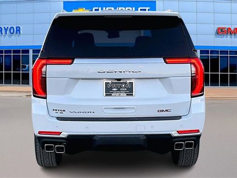 New 2026 GMC Yukon XL Denali image 4