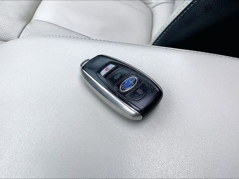 Used 2019 Subaru Ascent Limited w/ Popular Package #2A AWD/4WD image 10