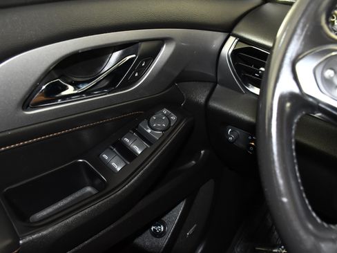 Used 2019 Chevrolet Traverse LT w/ LT Premium Package FWD image 31
