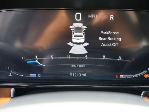 Used 2022 Jeep Grand Wagoneer Series III image 30