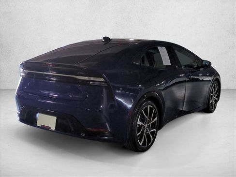 Used 2023 Toyota Prius Prime Premium FWD image 5
