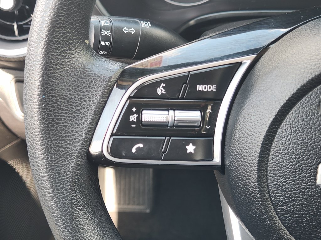 Certified 2024 Kia Forte LXS FWD image 31