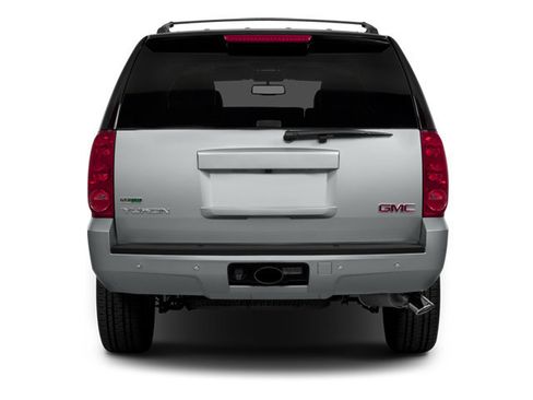 Used 2014 GMC Yukon SLT w/ SLT-2 Equipment Package AWD/4WD image 8