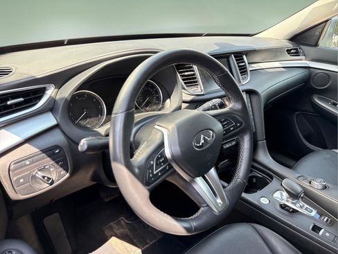 Used 2020 INFINITI QX50 Luxe w/ Navigation Package AWD/4WD image 4