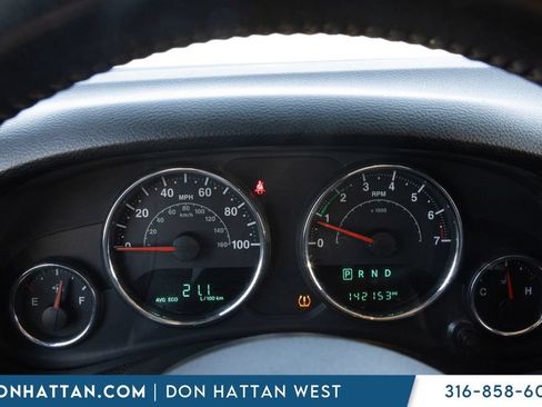 Used 2015 Jeep Wrangler Unlimited Rubicon AWD/4WD image 7