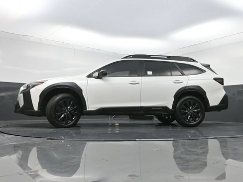 Used 2023 Subaru Outback Onyx Edition AWD/4WD image 26