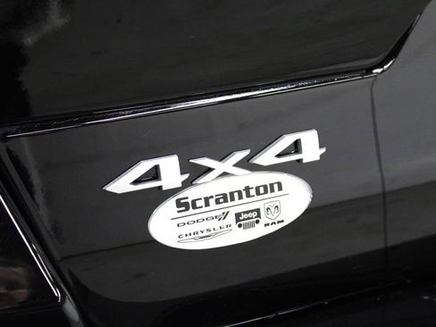 New 2026 Jeep Grand Cherokee Laredo image 38