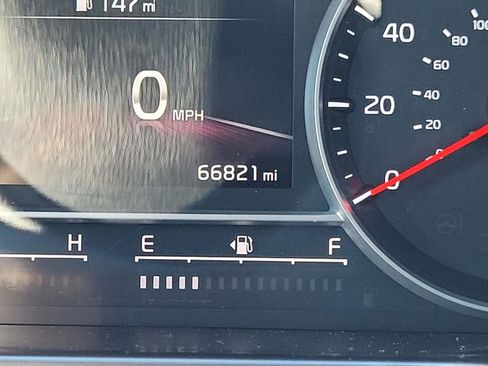 Used 2022 Kia Sorento LX image 31