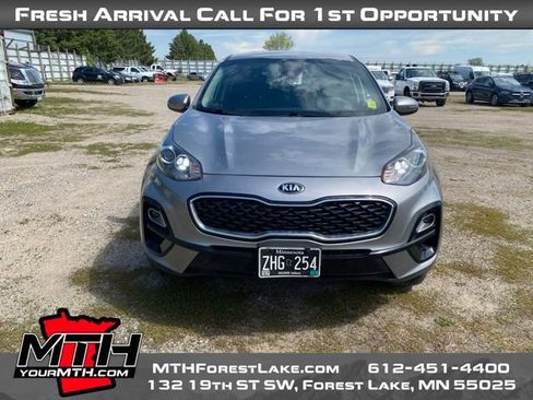 Used 2022 Kia Sportage LX w/ LX AWD Value Edition Package image 3