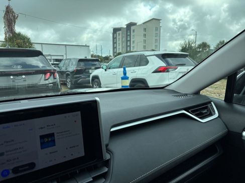 Used 2025 Toyota RAV4 LE image 35