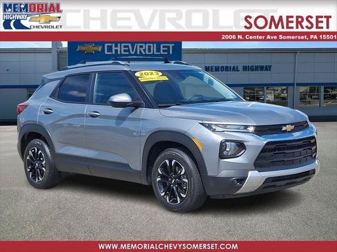 Used 2023 Chevrolet TrailBlazer LT FWD image 1