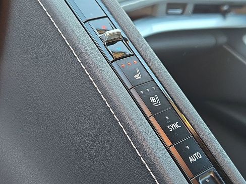 Used 2023 Chevrolet Corvette Stingray Preferred Conv w/ Z51 Performance Package image 29