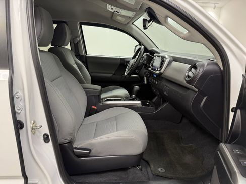 Used 2021 Toyota Tacoma SR5 w/ Technology Package image 22