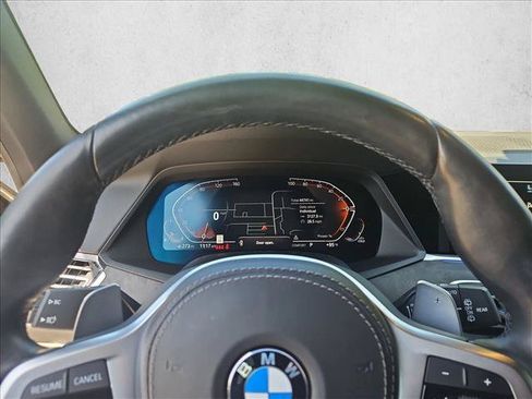 Used 2022 BMW X5 sDrive40i w/ M Sport Package RWD image 11