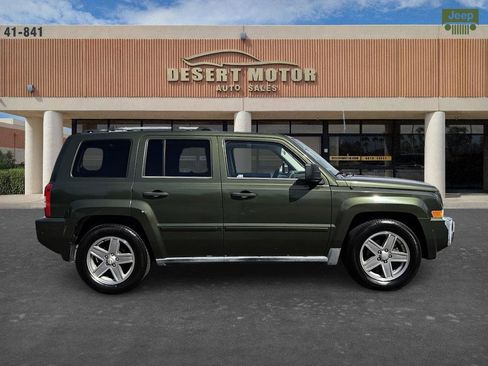 Used 2007 Jeep Patriot Limited w/ Driver Convenience Group FWD image 4