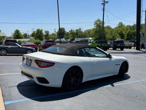 Used 2018 Maserati GranTurismo Sport RWD image 3