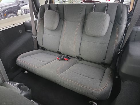 Used 2024 Jeep Wrangler Sport AWD/4WD image 21