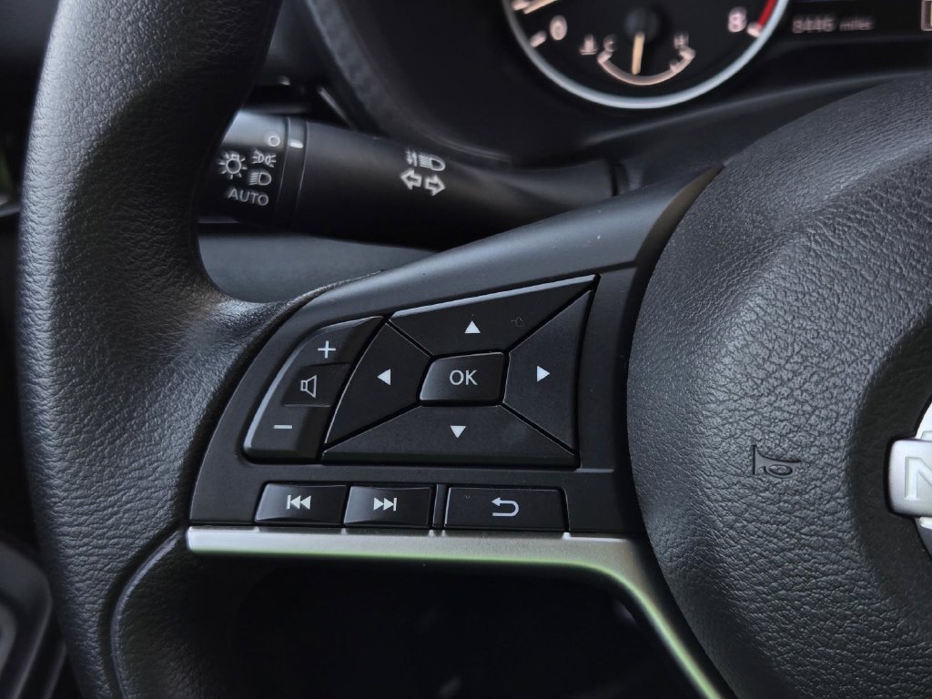 Certified 2025 Nissan Sentra SV FWD image 24