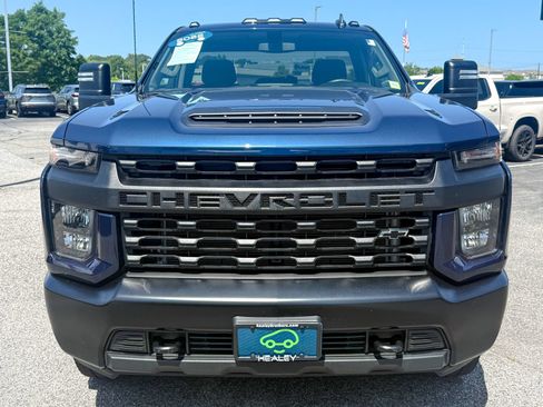 Used 2022 Chevrolet Silverado 3500 W/T w/ WT Convenience Package AWD/4WD image 2
