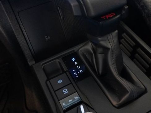 Used 2025 Toyota 4Runner TRD Off-Road Premium AWD/4WD image 37