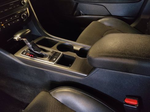 Used 2018 Kia Optima S w/ Panoramic Sunroof Package FWD image 26