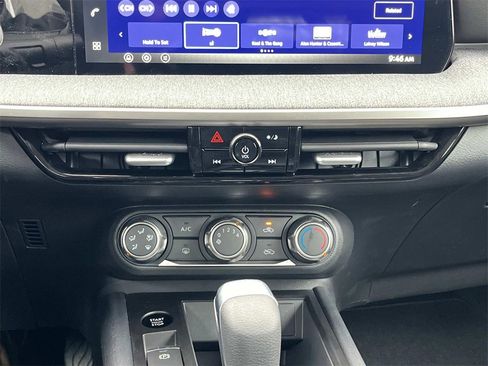 New 2026 Nissan Kicks S image 25