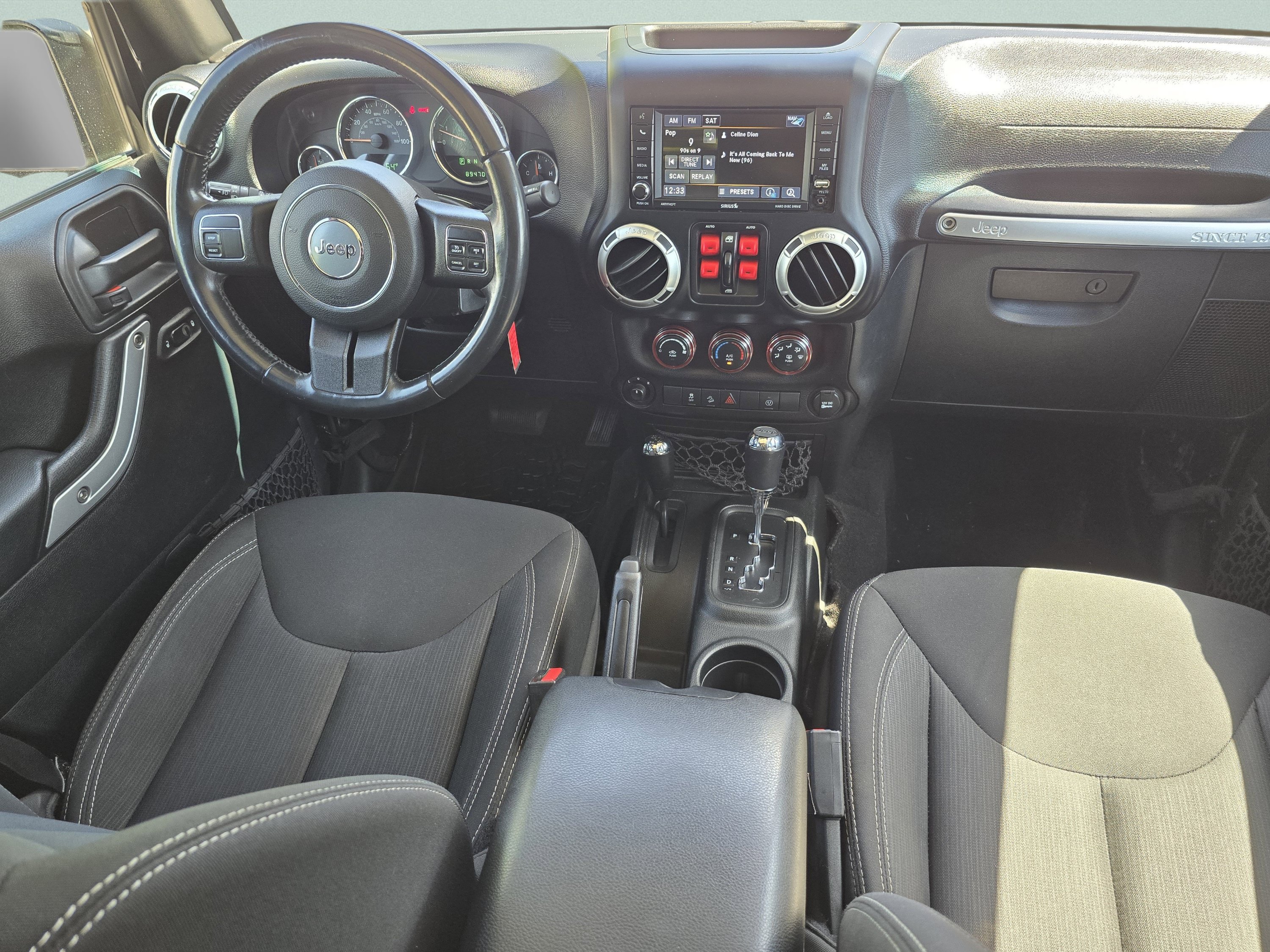 Used 2018 Jeep Wrangler Unlimited Sahara AWD/4WD image 23