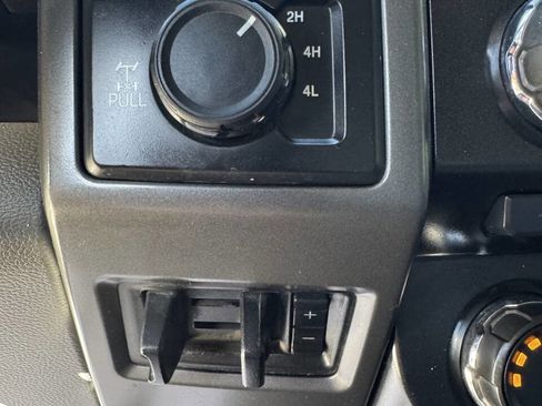 Used 2017 Ford F250 XLT w/ XLT Value Package image 9