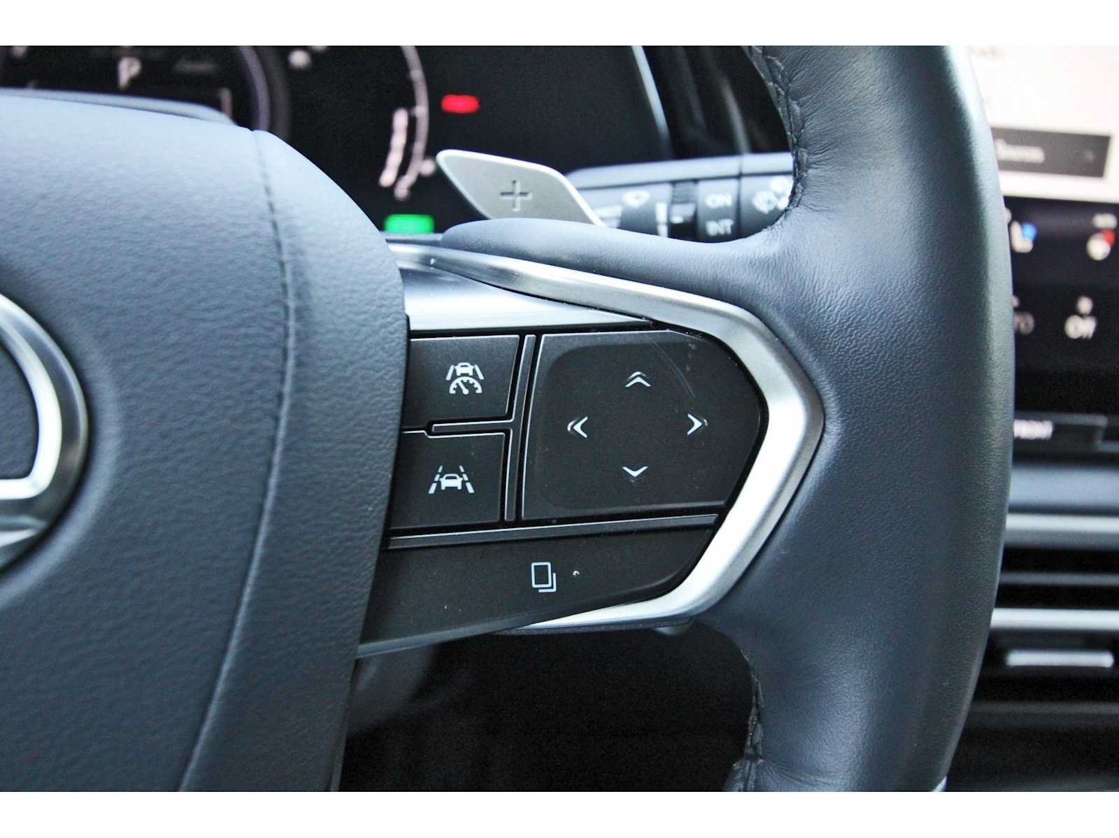 Used 2024 Lexus RX 350 w/ Convenience Package AWD/4WD image 16