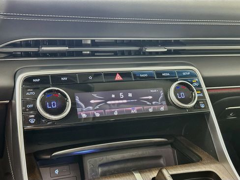 Used 2023 Genesis GV80 2.5T w/ Prestige Package AWD/4WD image 24