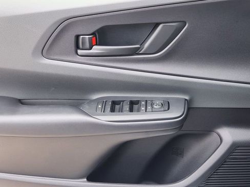 New 2026 Toyota Prius LE image 19