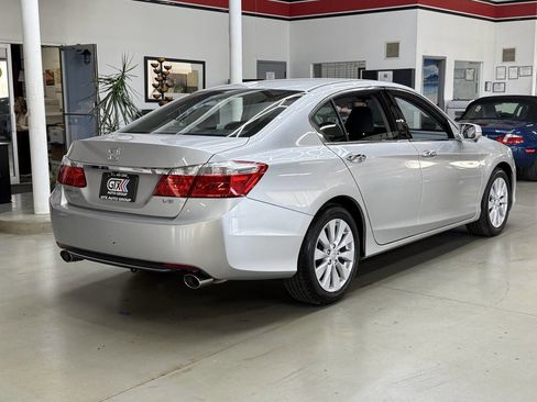 Used 2015 Honda Accord EX-L image 5