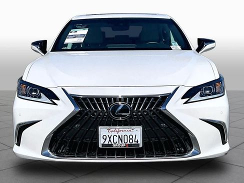 Used 2025 Lexus ES 350 w/ Premium Package FWD image 3