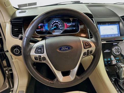 Used 2018 Ford Taurus Limited image 12