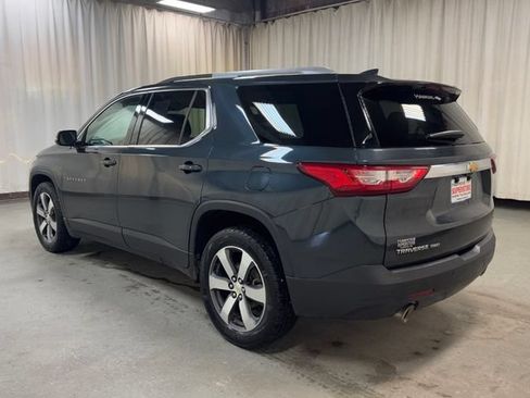 Used 2018 Chevrolet Traverse LT AWD/4WD image 6