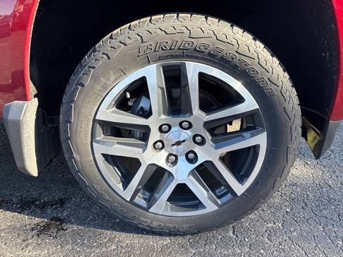 Used 2023 Chevrolet Colorado Z71 w/ Z71 Convenience Package 2 image 13