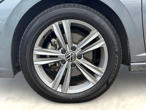 Used 2023 Volkswagen Jetta SE FWD image 12