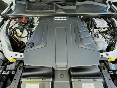 Used 2024 Audi Q7 2.0T Premium Plus AWD/4WD image 33