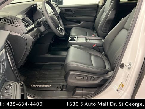 Used 2026 Honda Odyssey EX-L image 17
