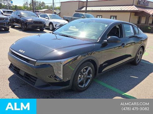 Used 2025 Kia K4 FWD image 4