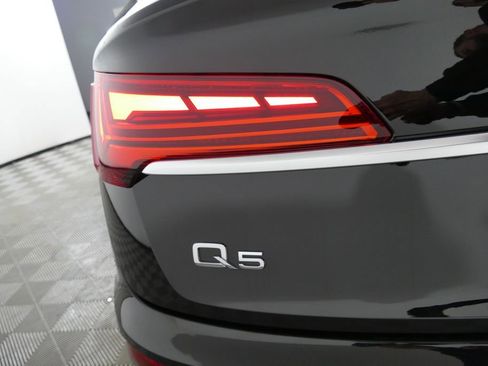 Used 2025 Audi Q5 2.0T Premium AWD/4WD image 9