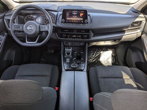 Used 2024 Nissan Rogue SV AWD/4WD image 30