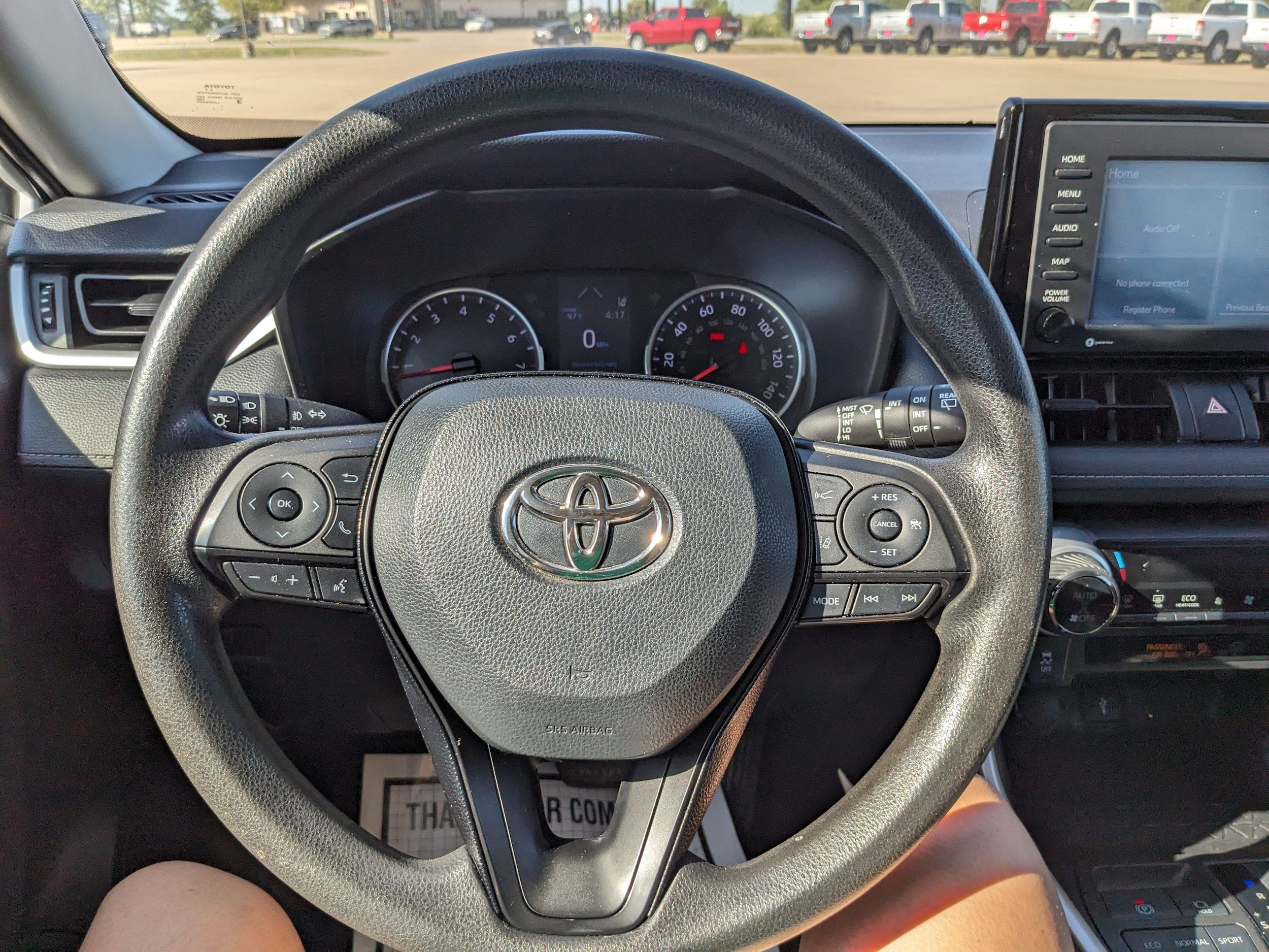 Used 2021 Toyota RAV4 XLE AWD/4WD image 15