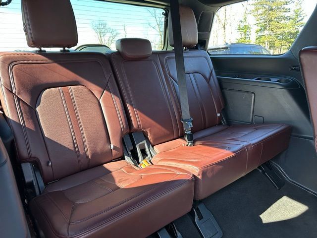 Used 2024 Ford Expedition Limited AWD/4WD image 21