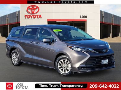 Used 2022 Toyota Sienna LE