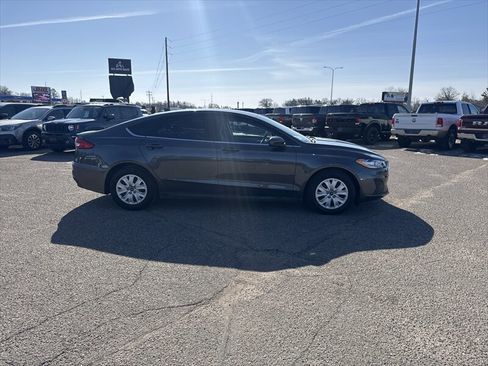 Used 2020 Ford Fusion S FWD image 6