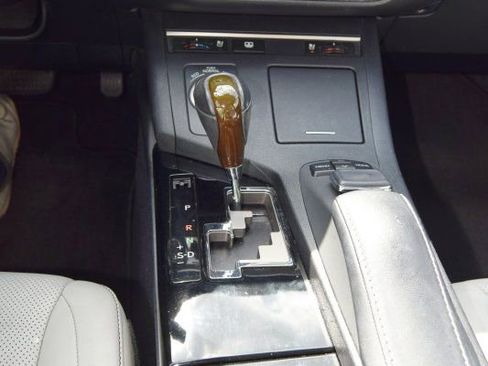 Used 2015 Lexus ES 350 w/ Luxury Package image 29