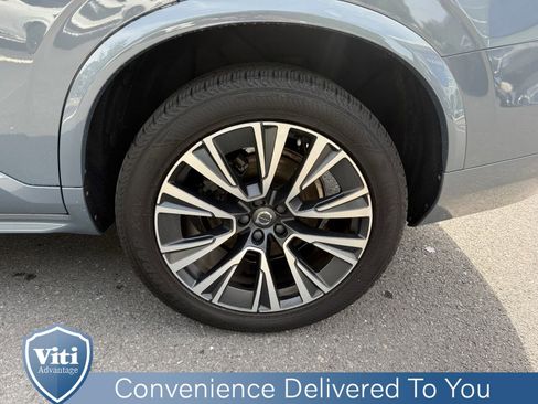 Used 2020 Volvo XC90 T5 Momentum image 13