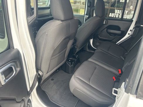 Used 2021 Jeep Wrangler Unlimited Sport image 9