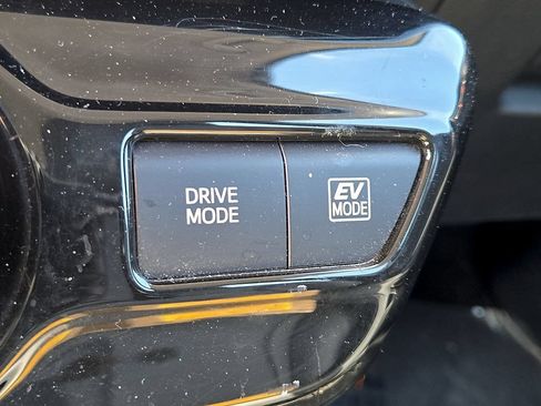 Used 2016 Toyota Prius Four Touring w/ Premium Convenience Package FWD image 24